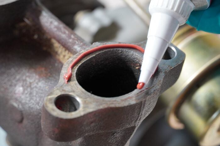 Red gasket maker